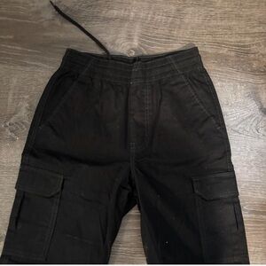 BLACK CARGOS
